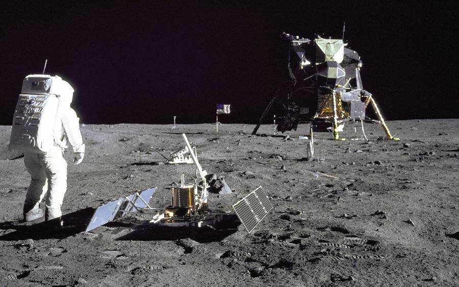 Misja Apollo: kiedy ludzkość dotknęła Księżyca